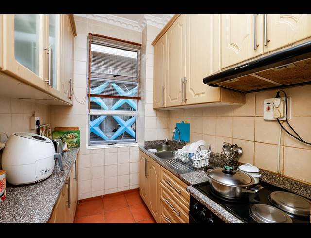 2 BEDROOM APARTMENT FOR SALE IN SOUTH BEACH